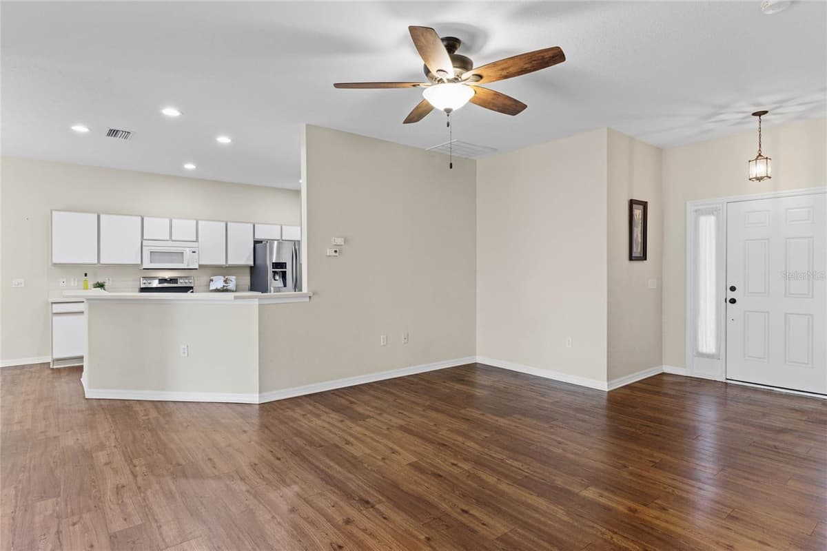 4432 WATERFORD DRIVE — photo 6 of 56