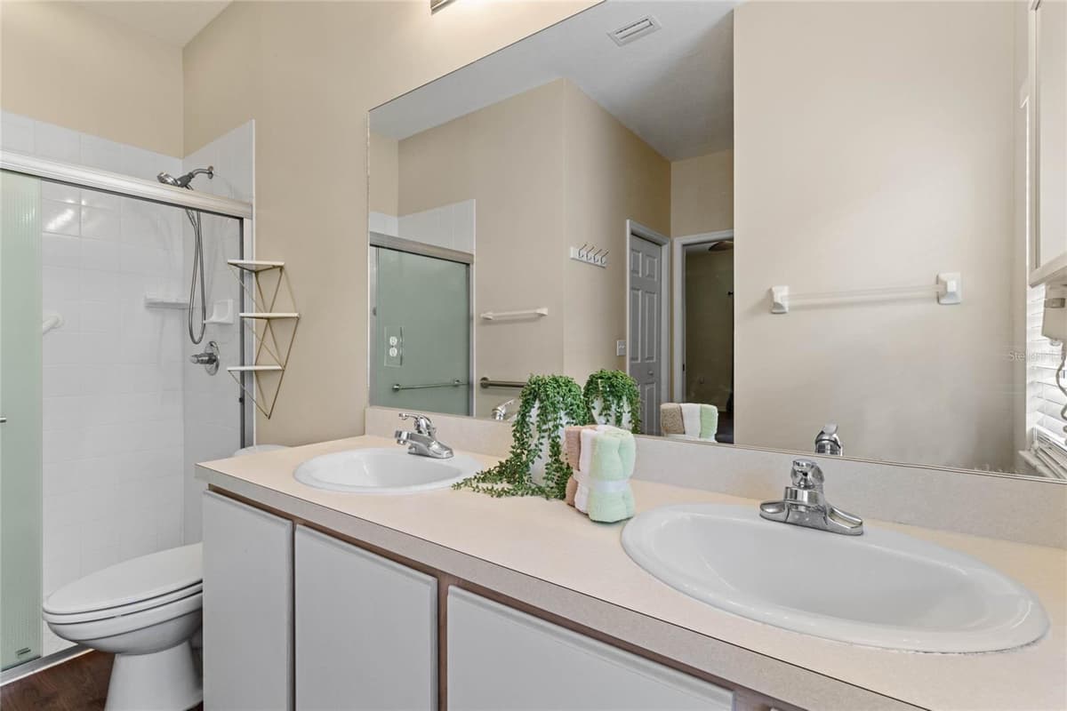 4432 WATERFORD DRIVE — photo 17 of 56
