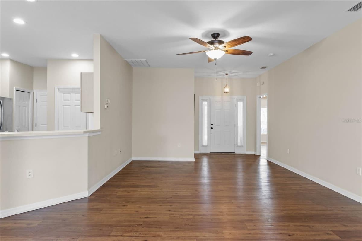 4432 WATERFORD DRIVE — photo 3 of 56