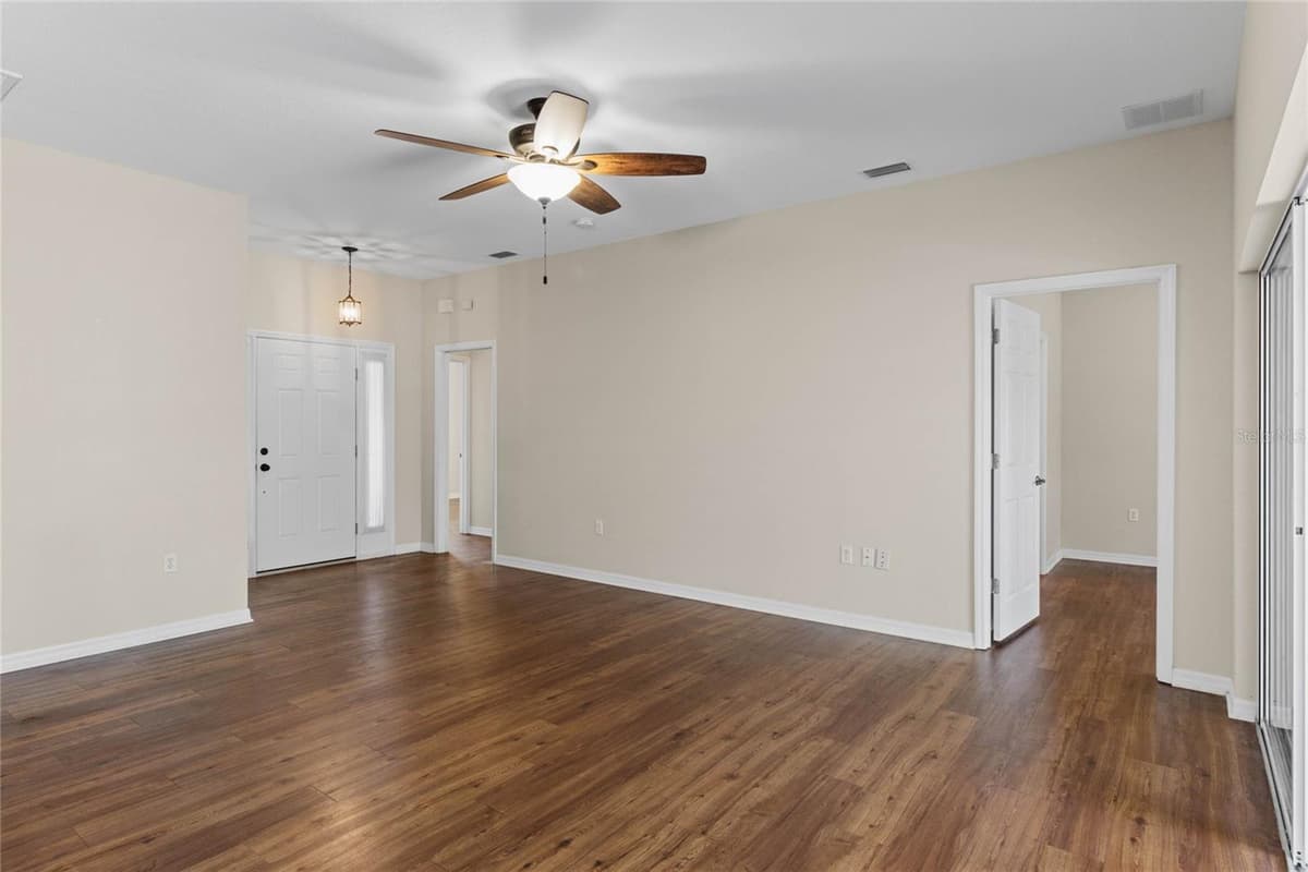 4432 WATERFORD DRIVE — photo 5 of 56