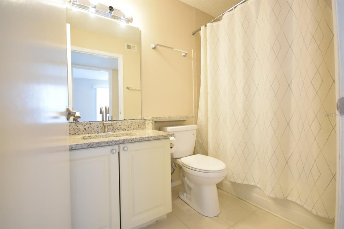 9481 HIGHLAND OAK DRIVE — photo 29 of 36