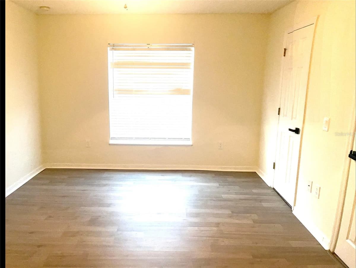 366 FAIRFIELD DRIVE — photo 22 of 26