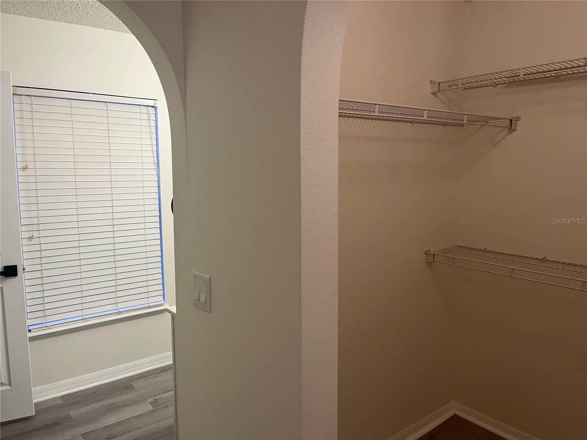 366 FAIRFIELD DRIVE — photo 18 of 26