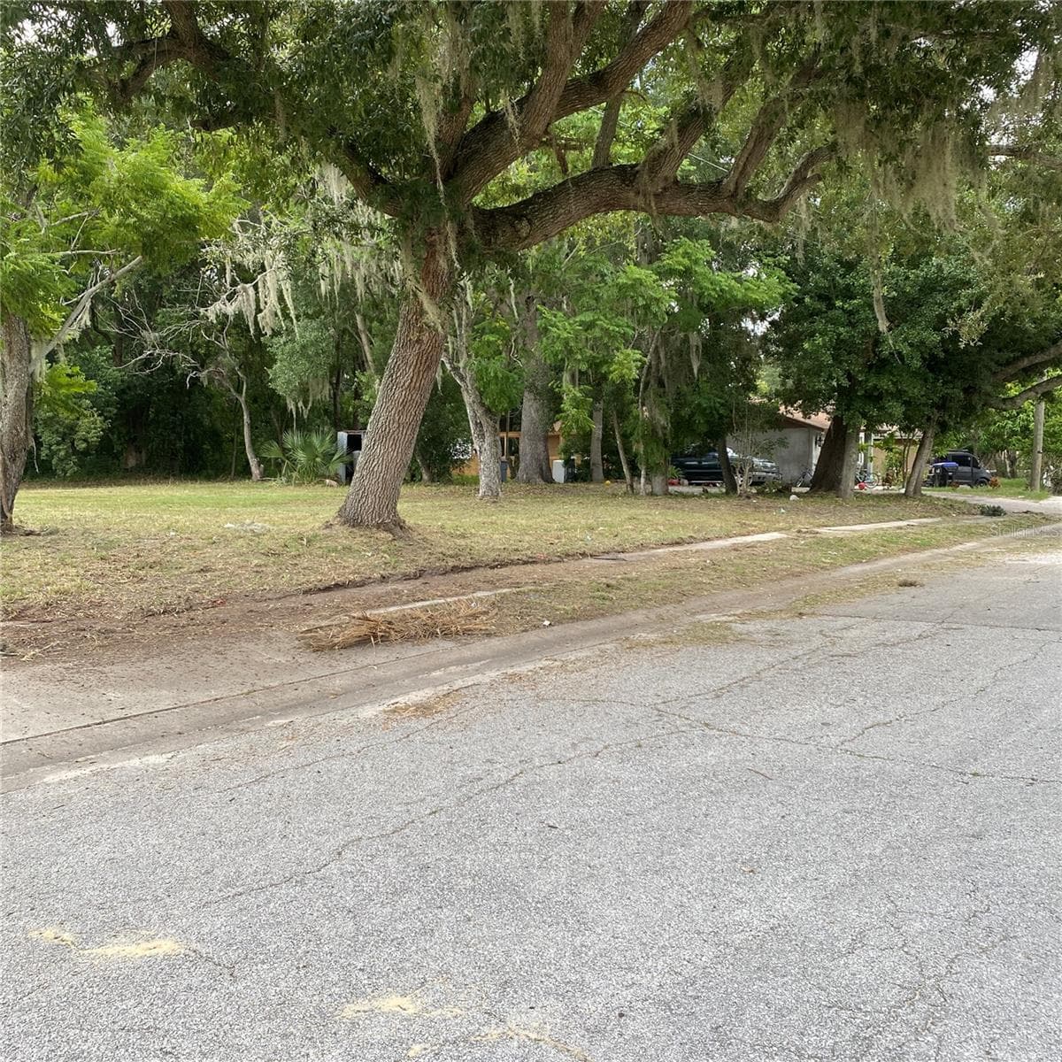 14577 SIPLIN ROAD — photo 5 of 13