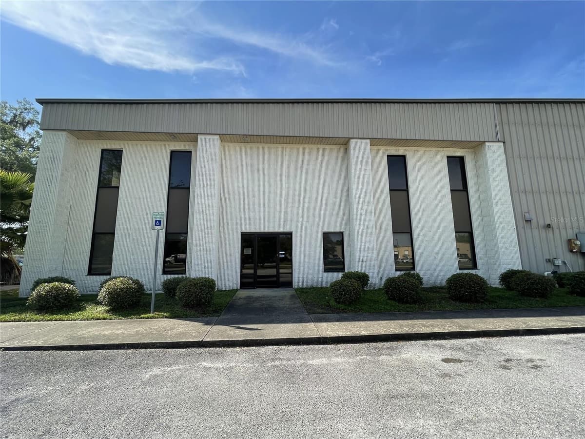 3601 PARKWAY BOULEVARD — photo 21 of 24
