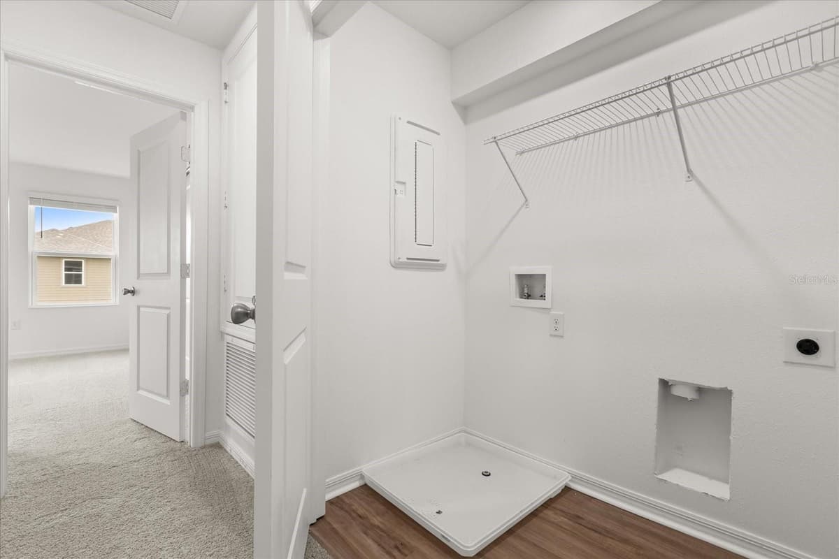 359 SEQUOIA DRIVE — photo 16 of 24