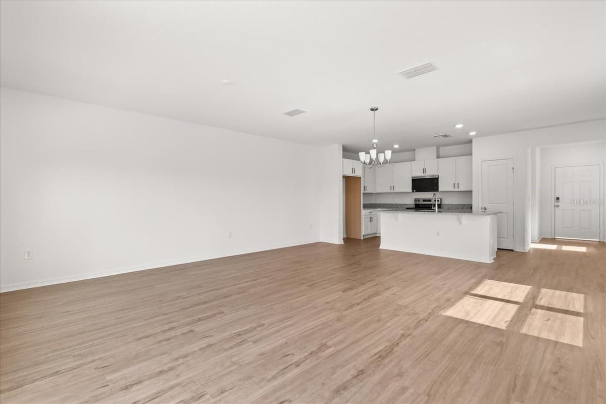 359 SEQUOIA DRIVE — photo 5 of 24