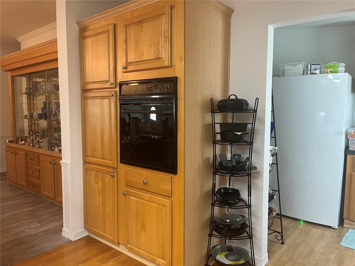30 WINDWARD DRIVE — photo 18 of 51