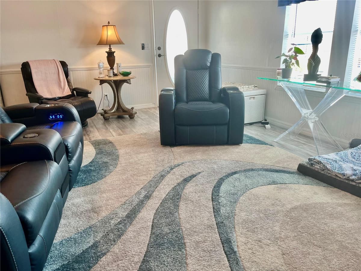 30 WINDWARD DRIVE — photo 15 of 51