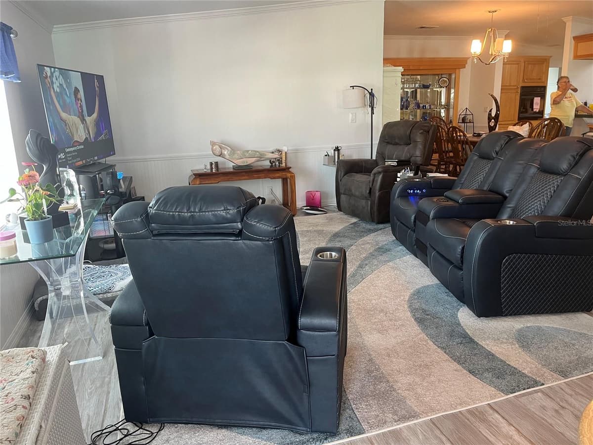 30 WINDWARD DRIVE — photo 14 of 51