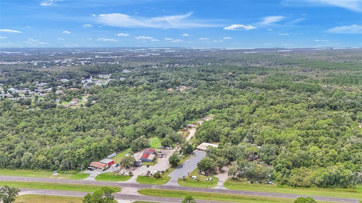 4314 SUNCOAST BOULEVARD — photo 47 of 50