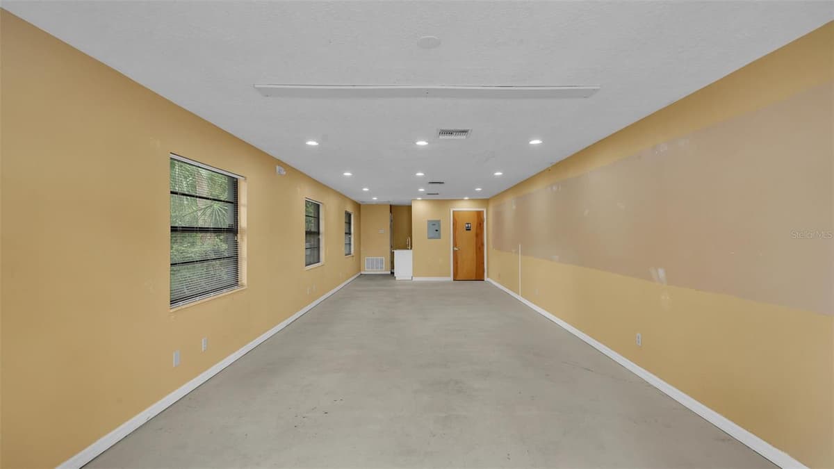 4314 SUNCOAST BOULEVARD — photo 43 of 50