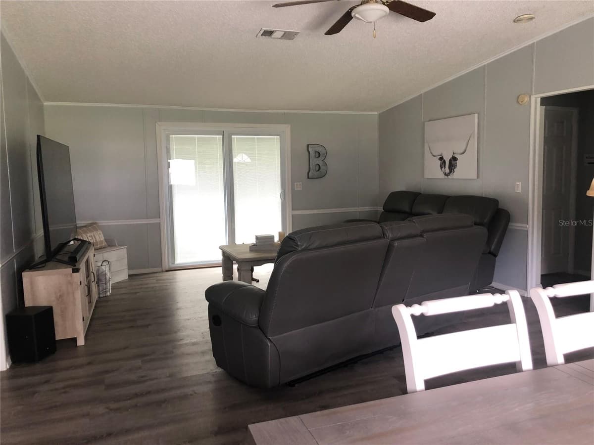 30340 BAYLOR LANE — photo 11 of 22