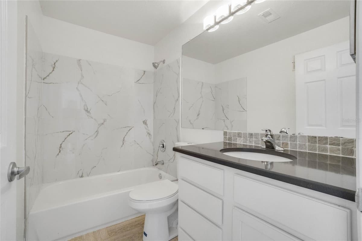 7524 SEURAT STREET — photo 17 of 34