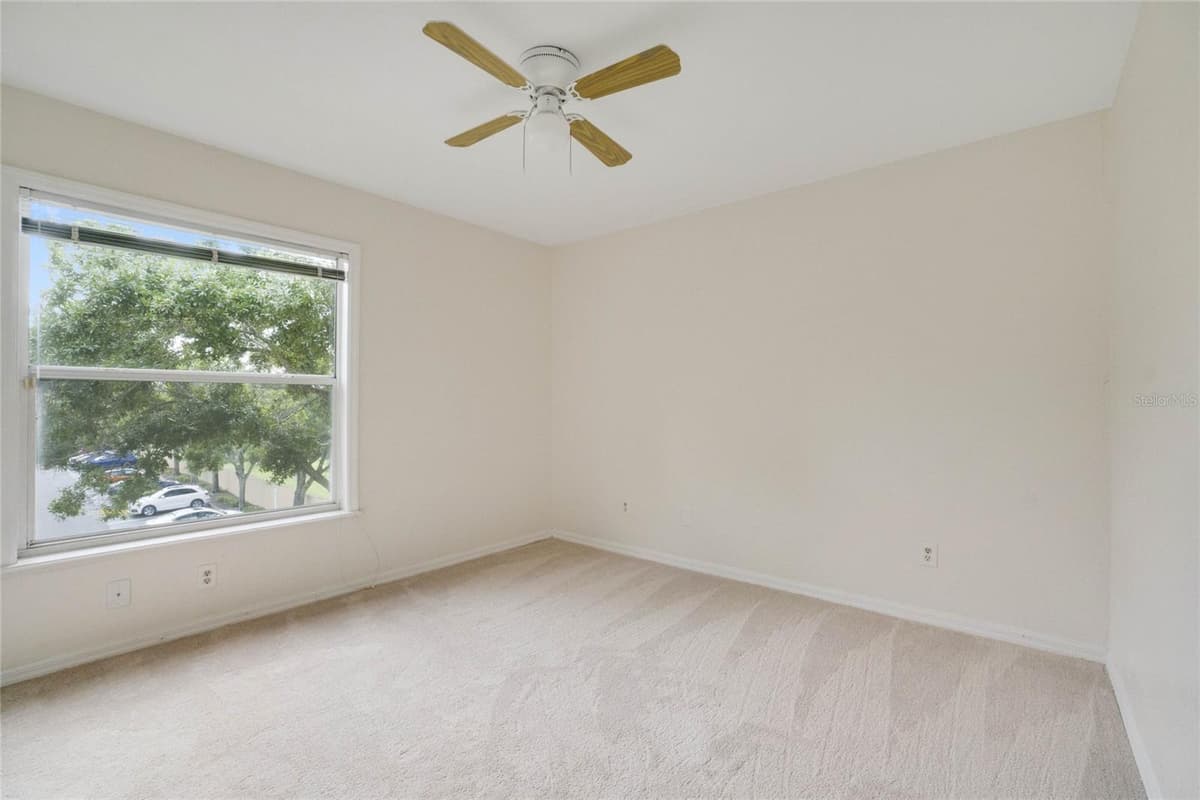 7524 SEURAT STREET — photo 18 of 34