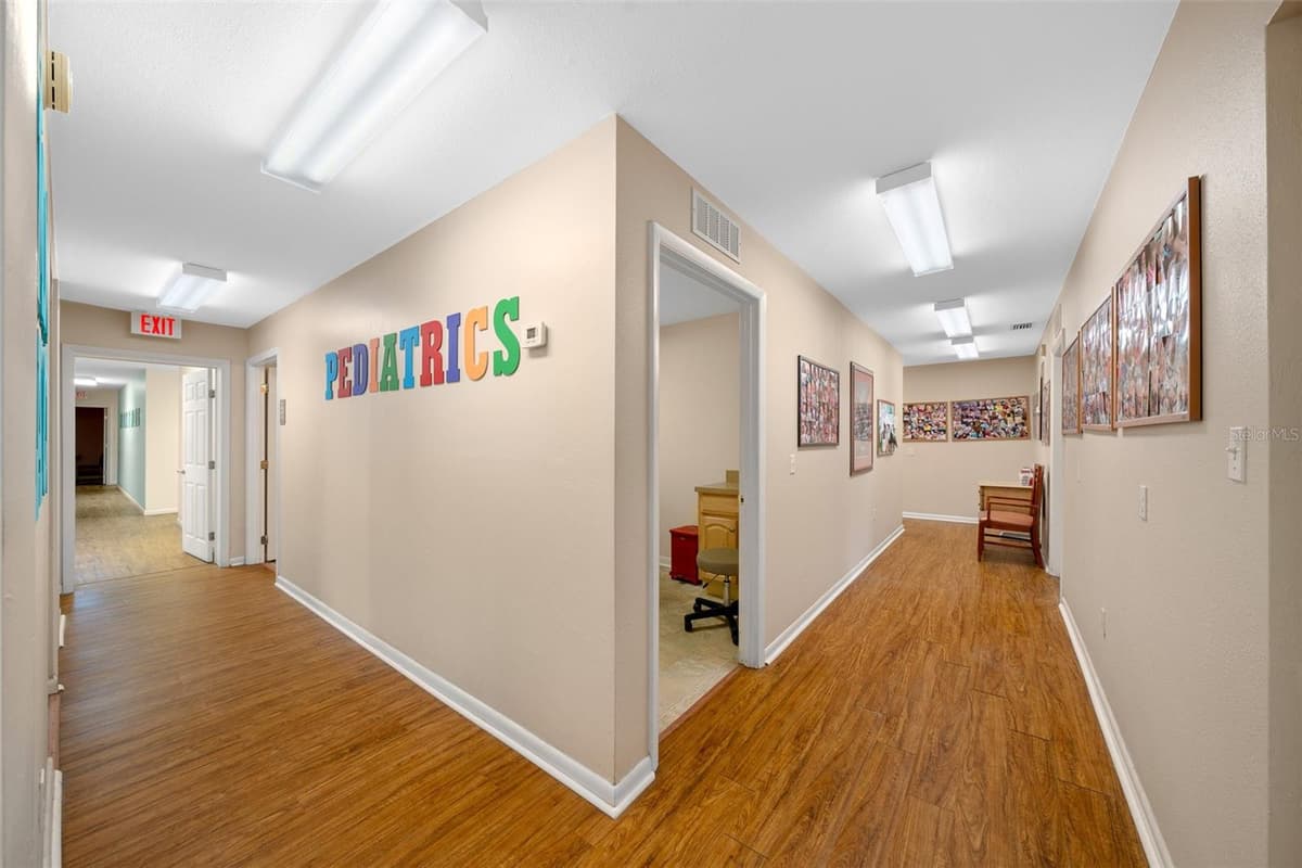 1415 23RD AVENUE — photo 4 of 47