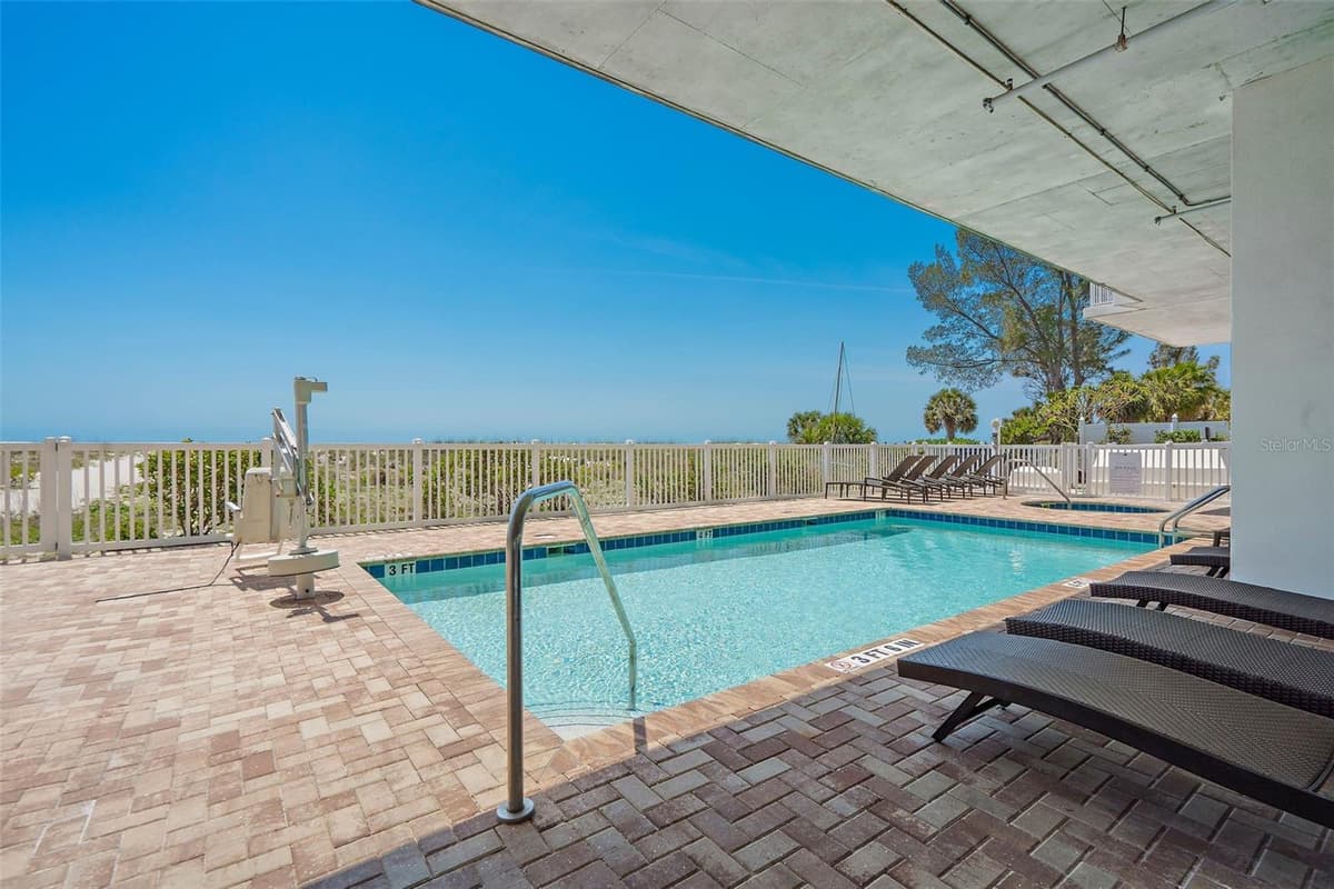 10116 GULF BOULEVARD — photo 46 of 63