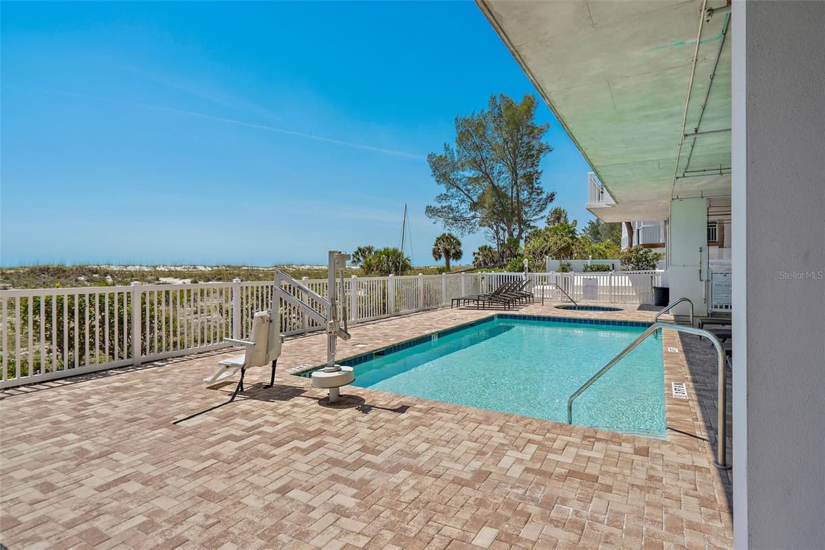 10116 GULF BOULEVARD — photo 48 of 63