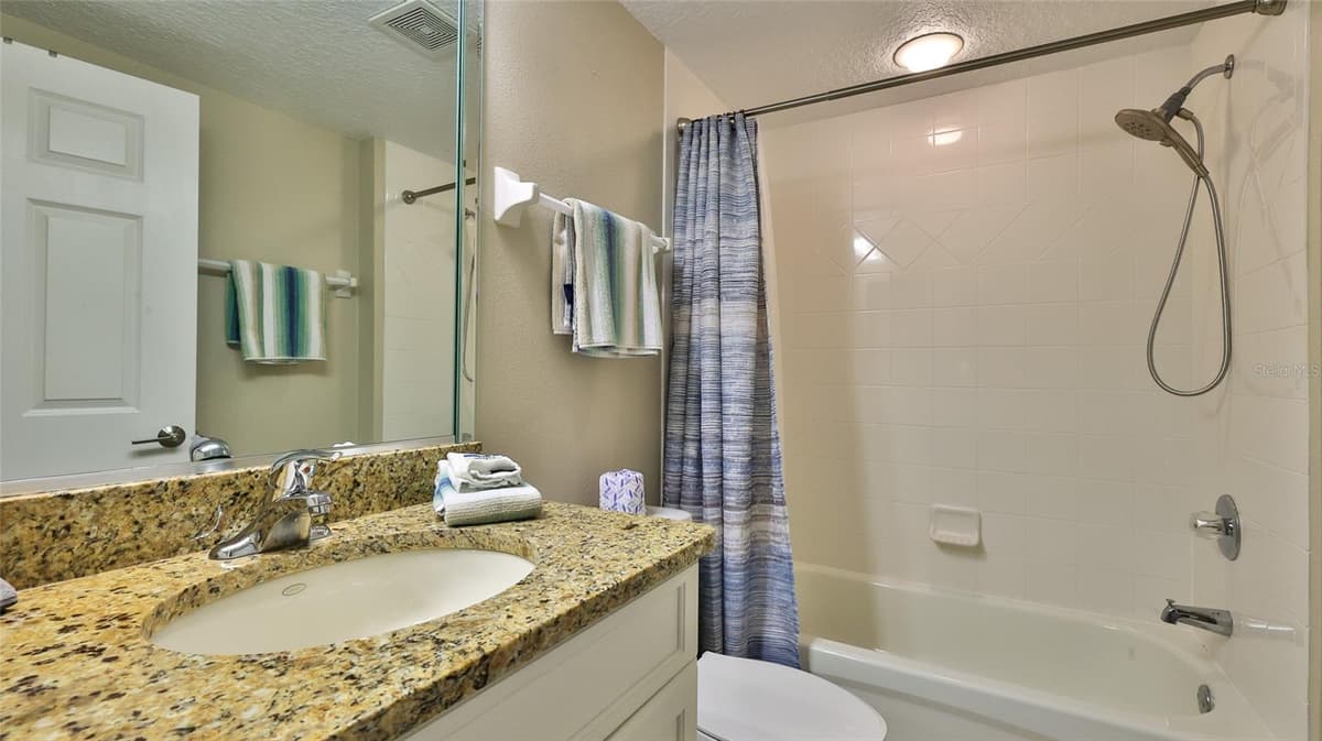 5300 ATLANTIC AVENUE — photo 17 of 60
