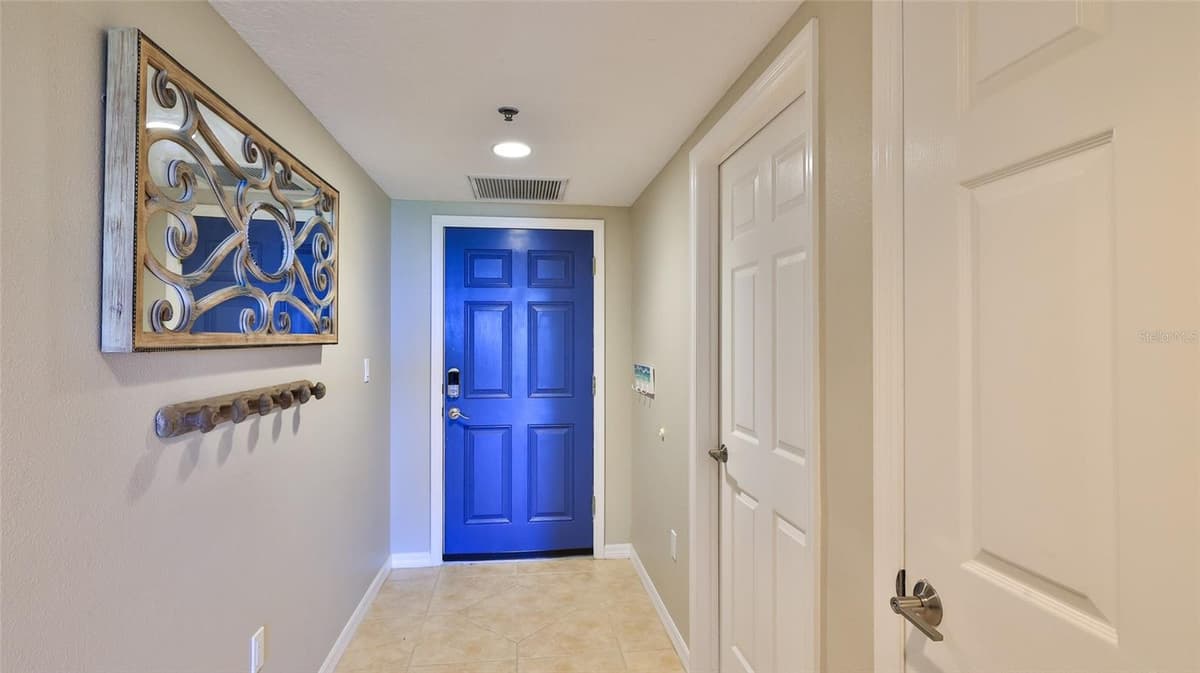5300 ATLANTIC AVENUE — photo 13 of 60