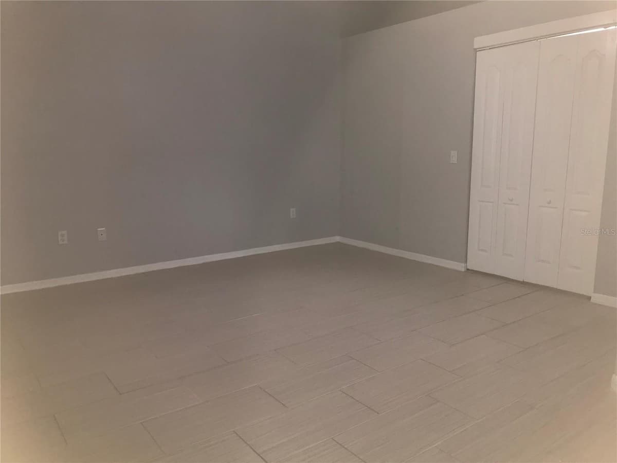 10425 LA MIRAGE COURT — photo 21 of 41