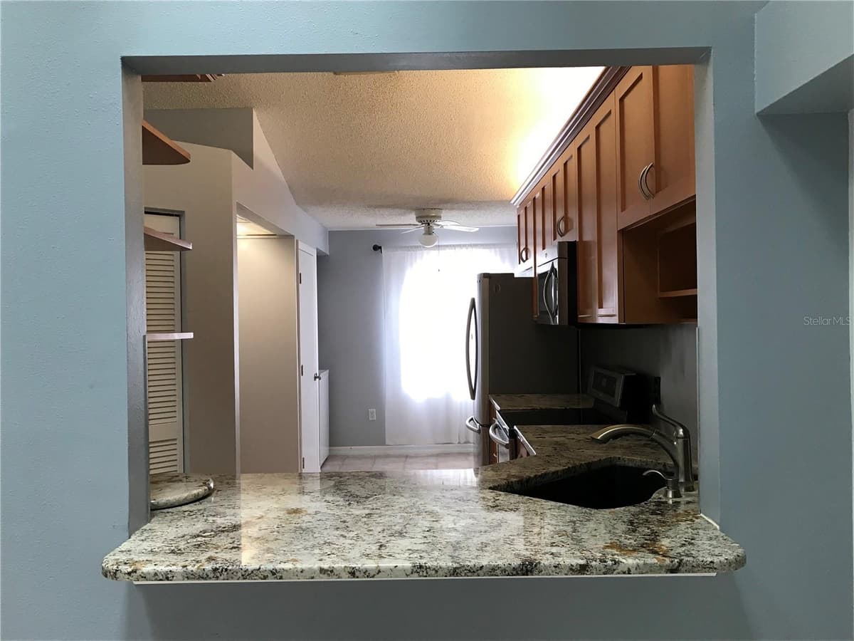 10425 LA MIRAGE COURT — photo 26 of 41