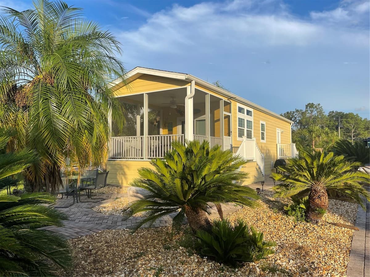 6942 AMANDA VISTA CIRCLE — photo 1 of 36