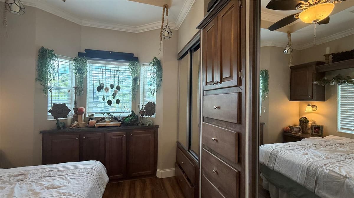 6942 AMANDA VISTA CIRCLE — photo 16 of 36