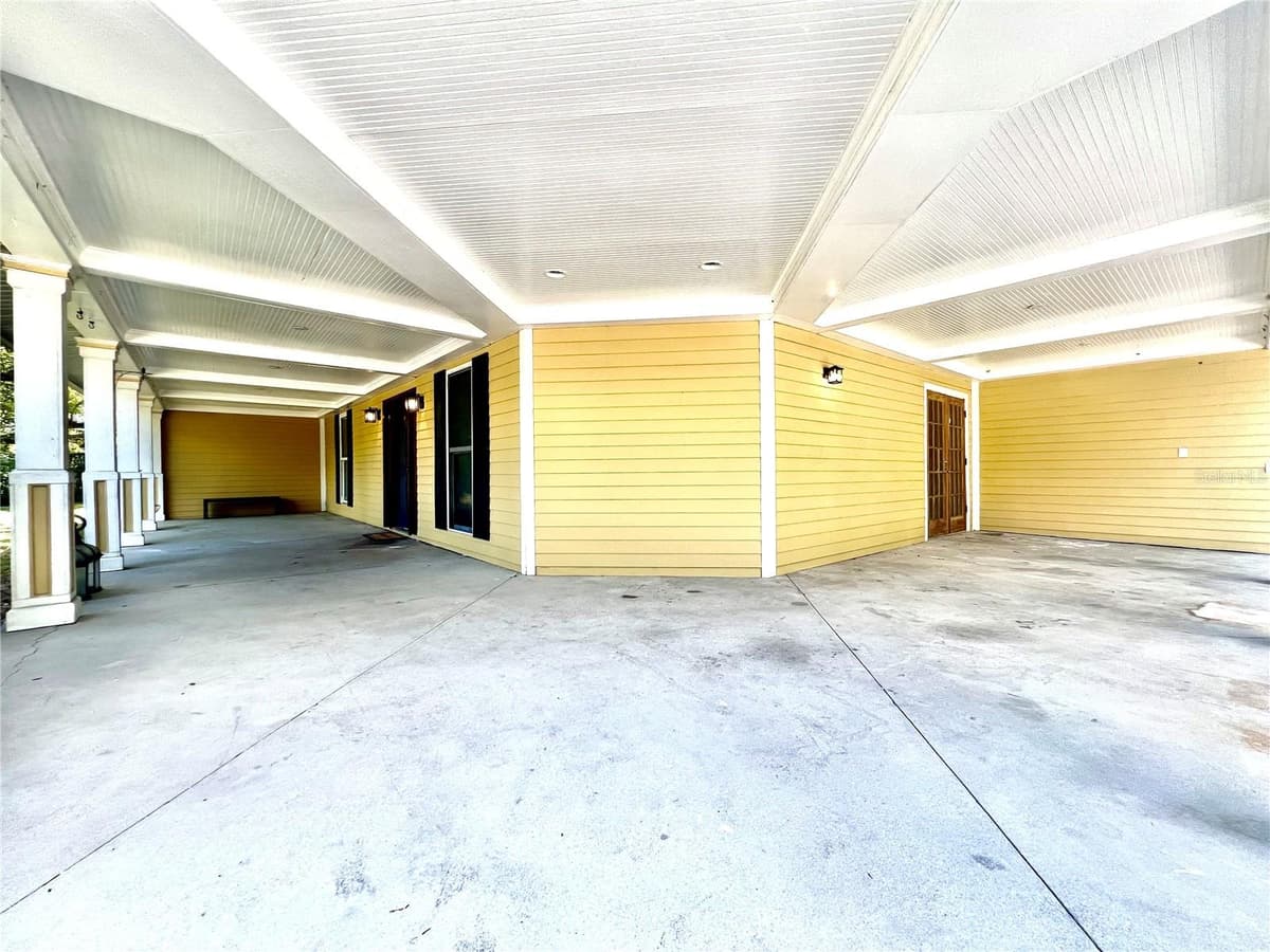 1109 BELCHER ROAD — photo 11 of 59