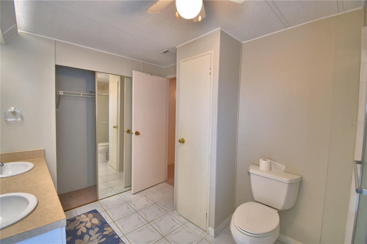4321 CHERRYWOOD STREET — photo 36 of 61