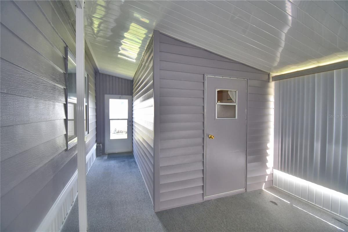 4321 CHERRYWOOD STREET — photo 5 of 61