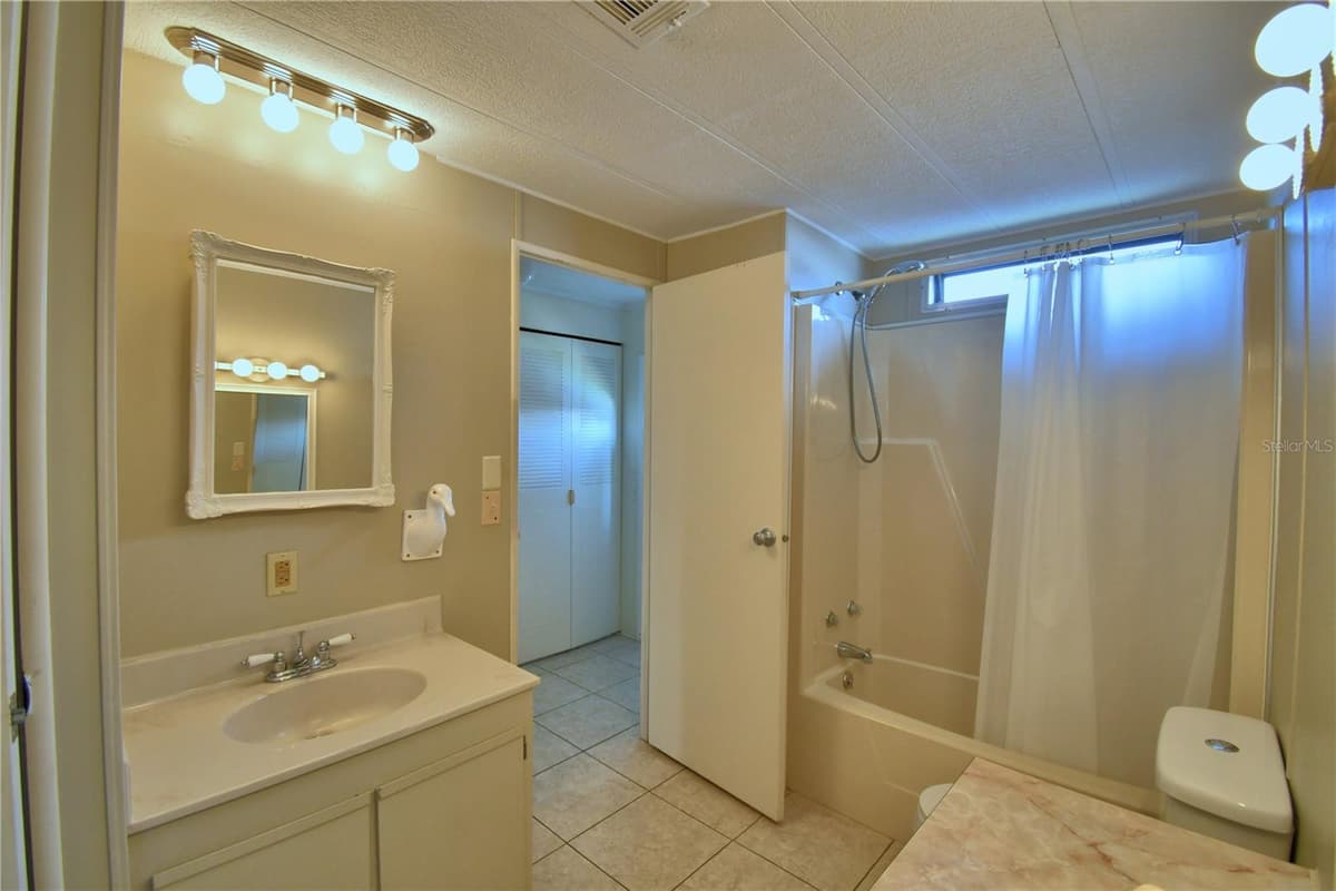 4321 CHERRYWOOD STREET — photo 20 of 61