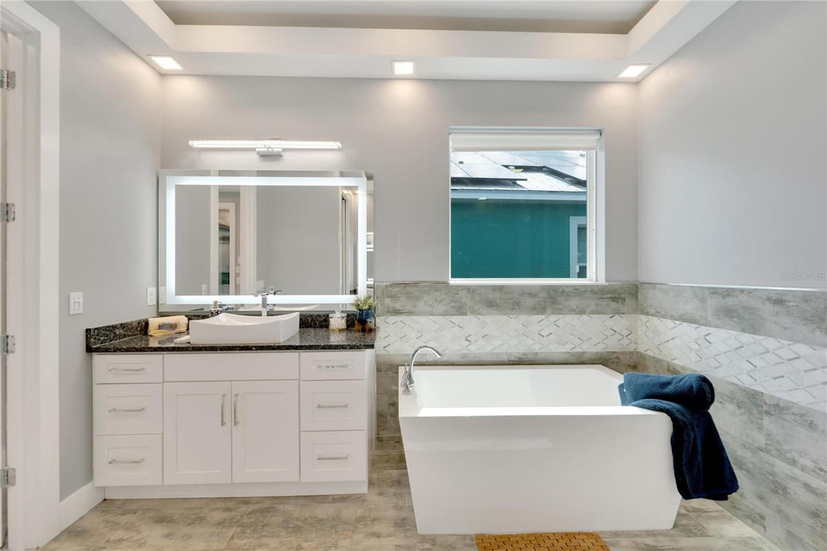 567 BIMINI BAY BOULEVARD — photo 31 of 86