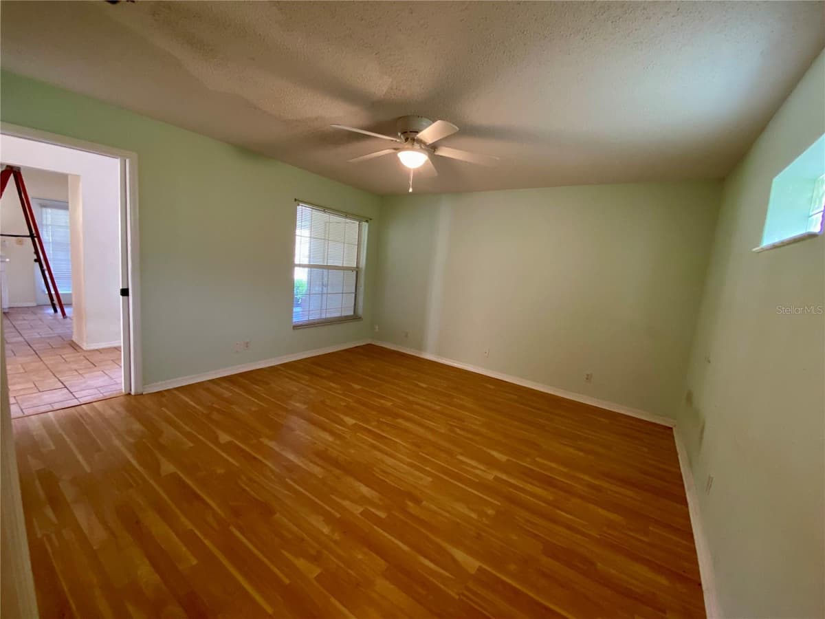 101 BRAEBURN CIRCLE — photo 8 of 24
