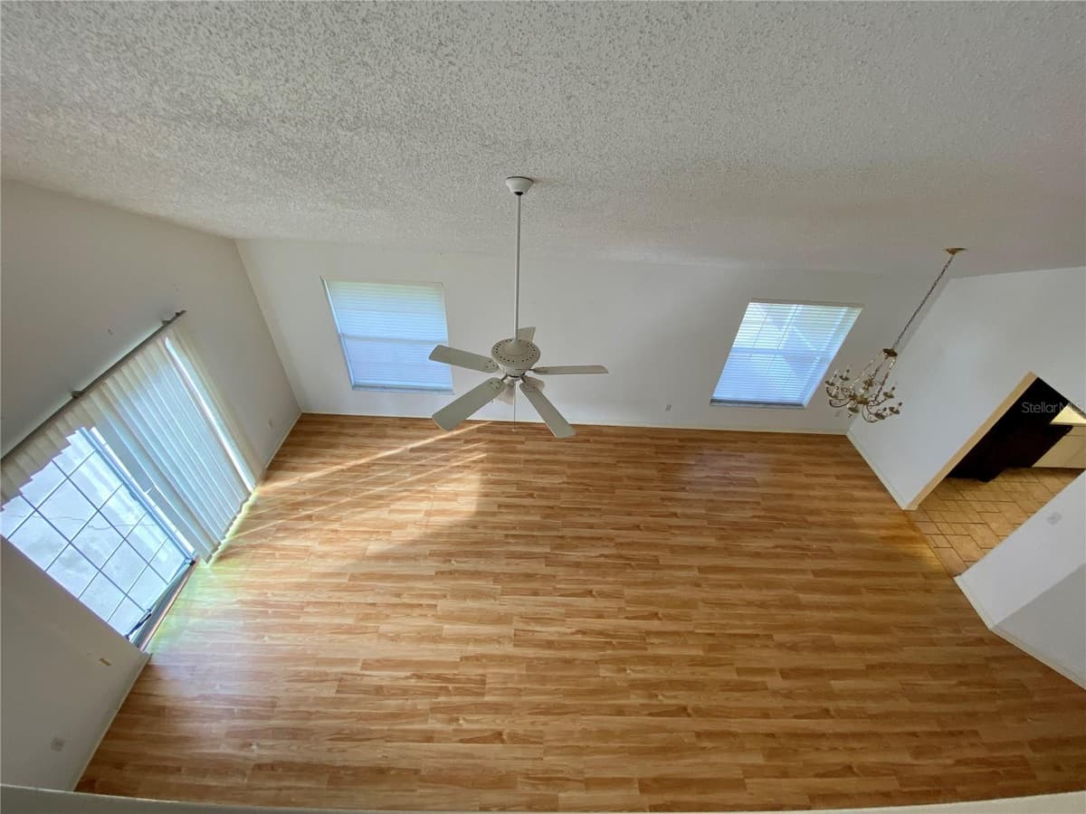 101 BRAEBURN CIRCLE — photo 15 of 24