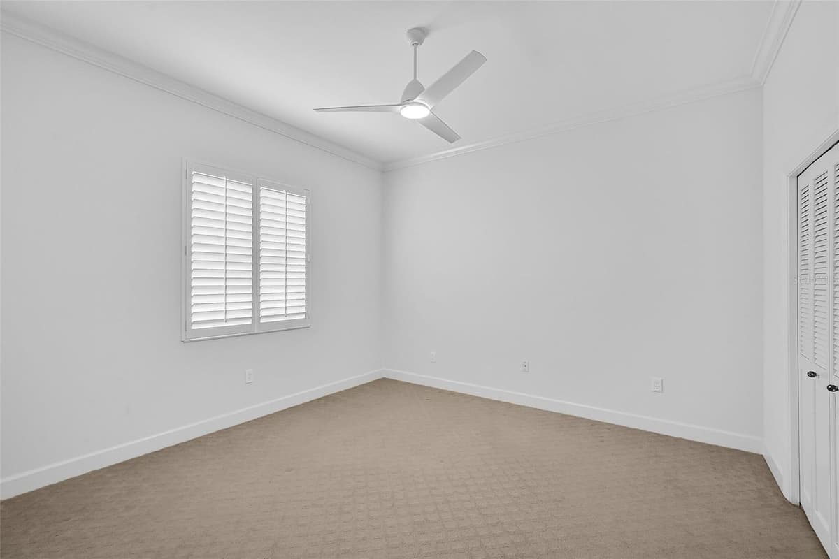 909 MACEWEN DRIVE — photo 33 of 62