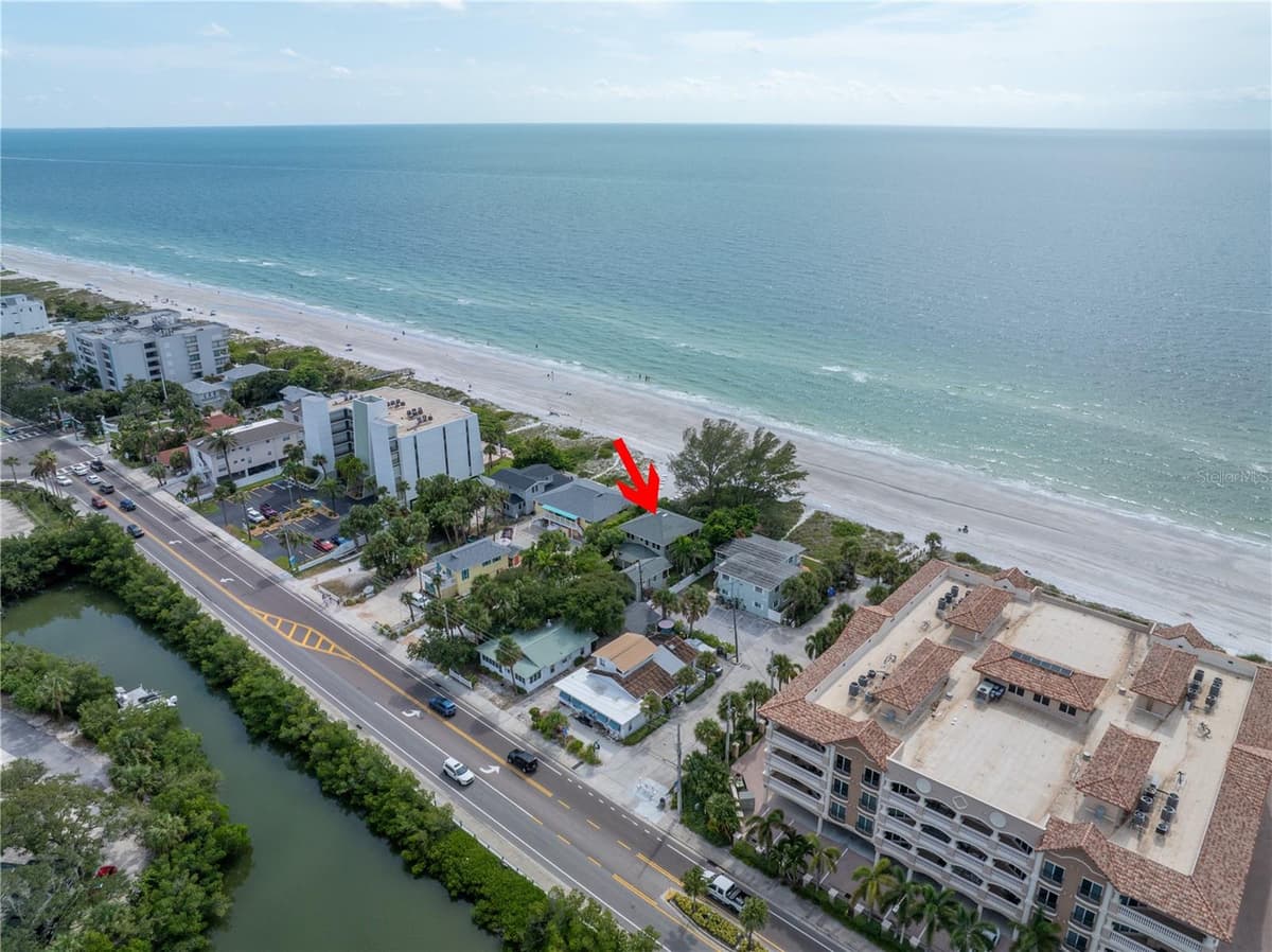 516 GULF BOULEVARD — photo 85 of 97