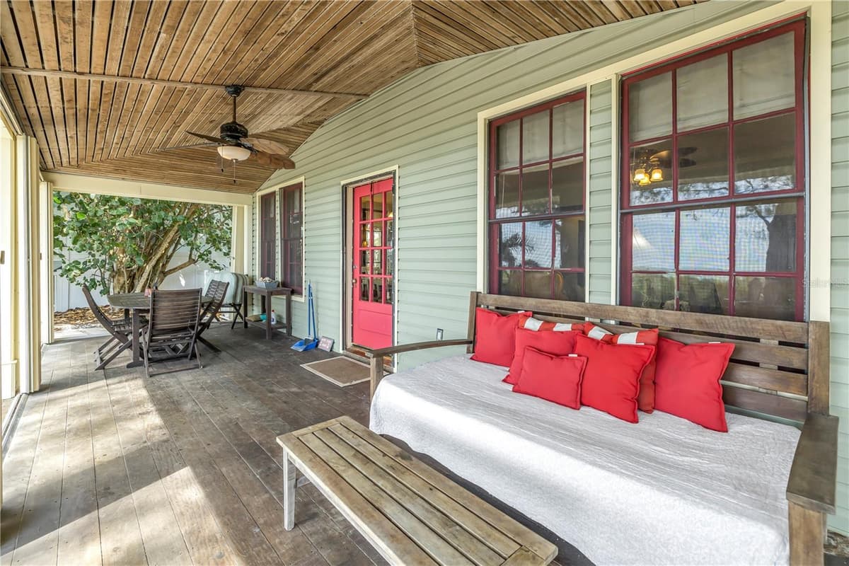 516 GULF BOULEVARD — photo 48 of 97