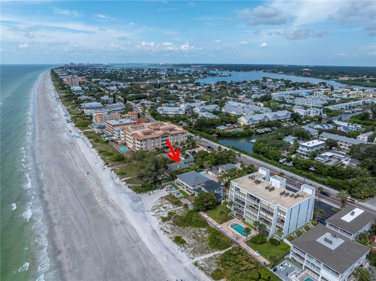 516 GULF BOULEVARD — photo 91 of 97
