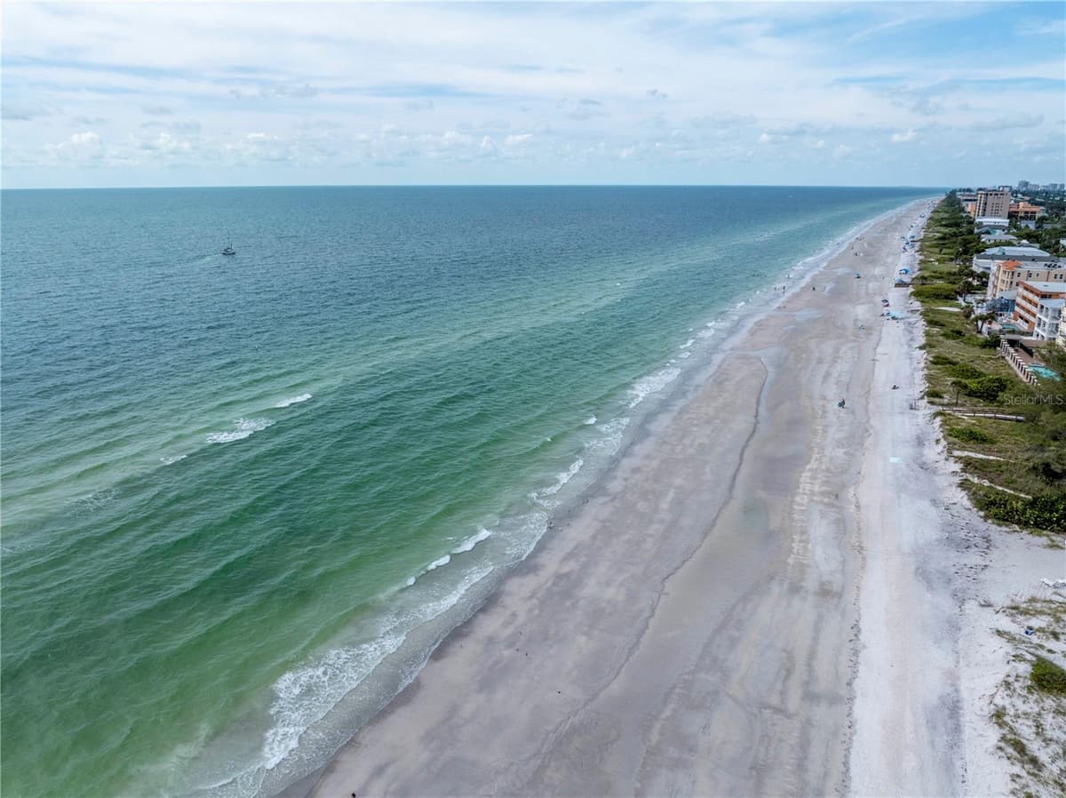 516 GULF BOULEVARD — photo 92 of 97