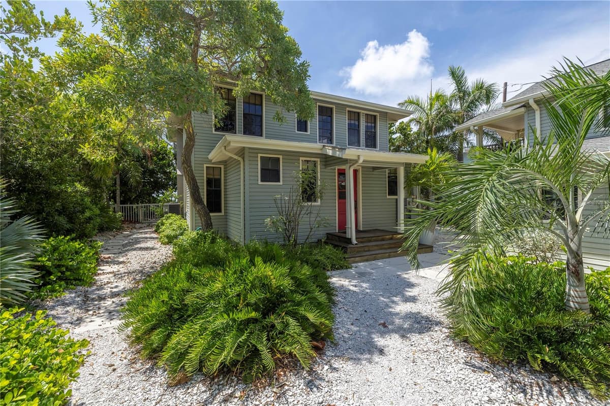 516 GULF BOULEVARD — photo 5 of 97