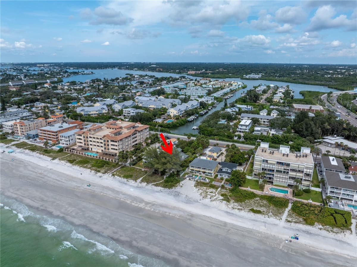 516 GULF BOULEVARD — photo 90 of 97