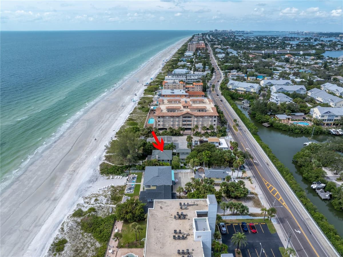 516 GULF BOULEVARD — photo 83 of 97