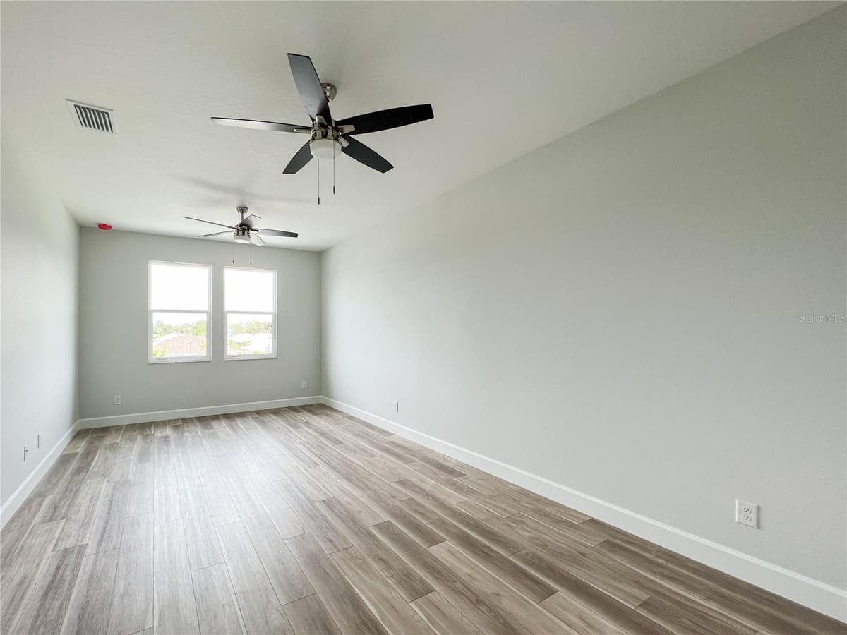 5240 WILLOW LAKE COURT — photo 24 of 35