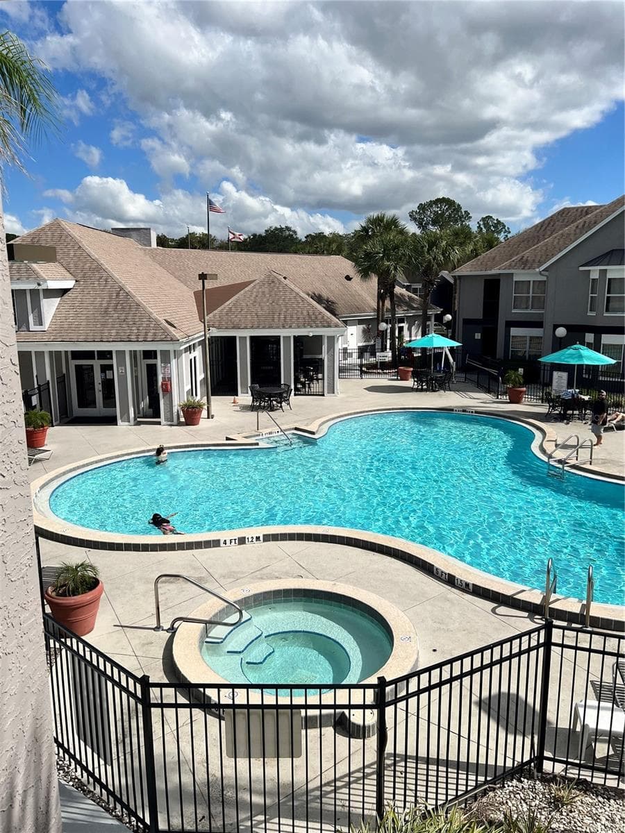 3100 PARKWAY BOULEVARD — photo 11 of 18