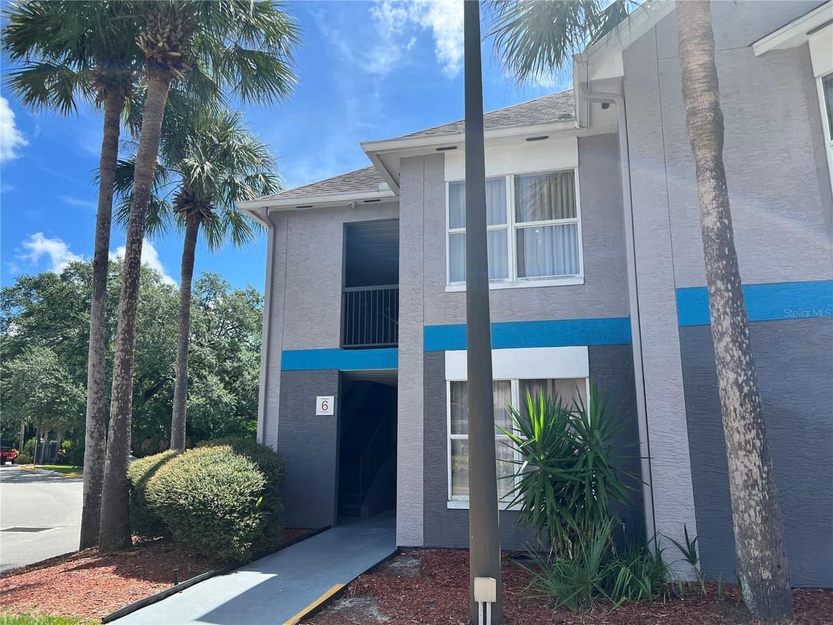 3100 PARKWAY BOULEVARD — photo 1 of 18