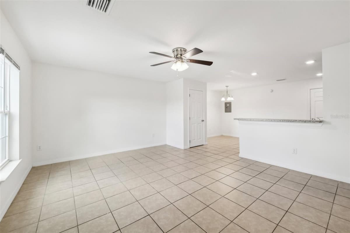 210 MAJORS LANE — photo 4 of 52