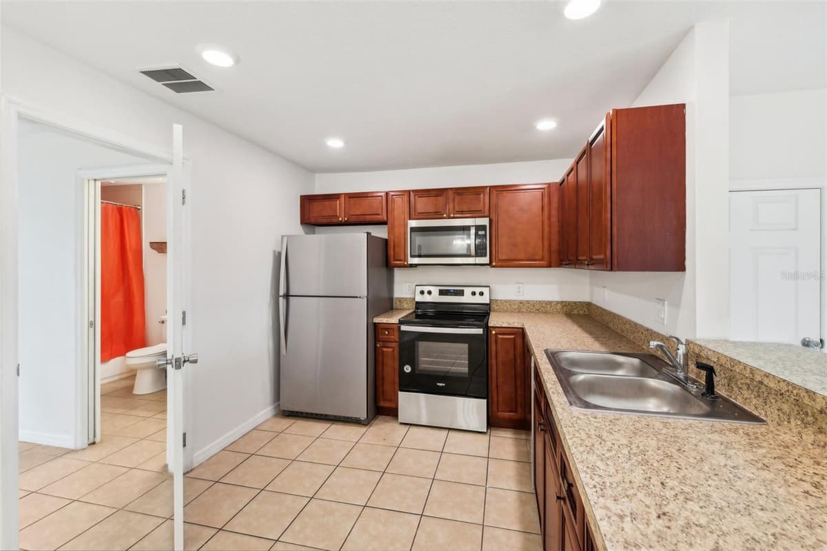 210 MAJORS LANE — photo 15 of 52