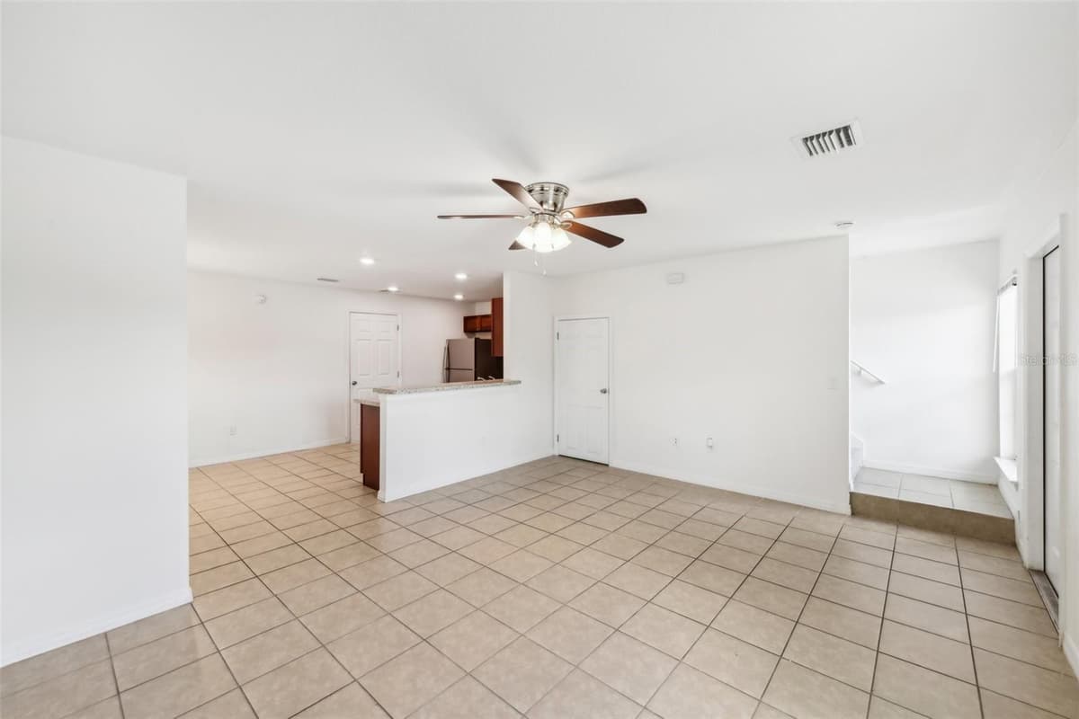 210 MAJORS LANE — photo 5 of 52