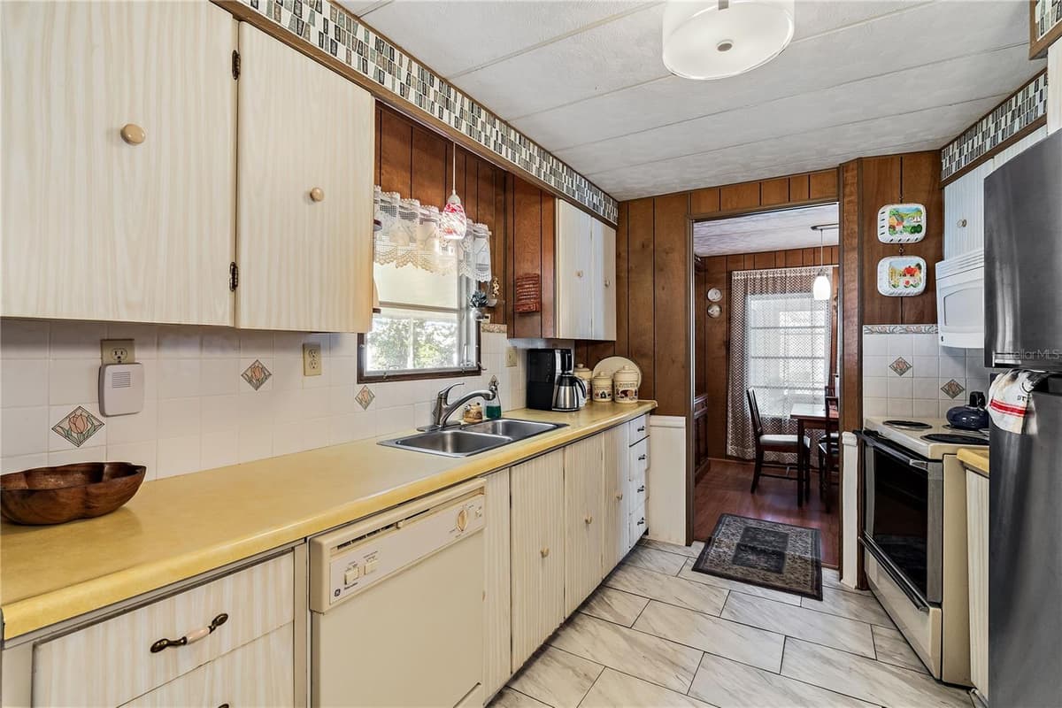 3410 SPANISH OAK TERRACE — photo 19 of 47